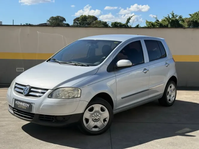 Volkswagen Fox 1.0 MI Total Flex 8V 5P 2010