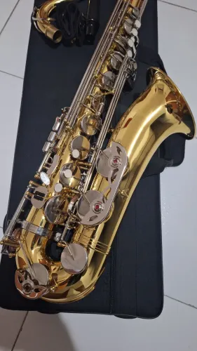 Sax Tenor Custom (OPORTUNIDADE)