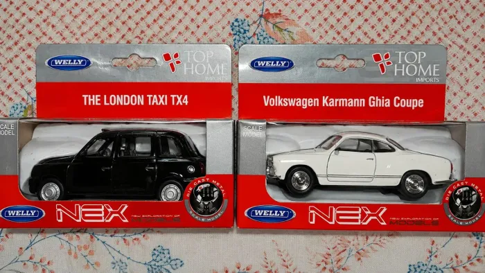 Carrinho da WELLY : VOLKSWAGEN KARMANN GHIA COUPE , THE LOUNDON TAXI TX4