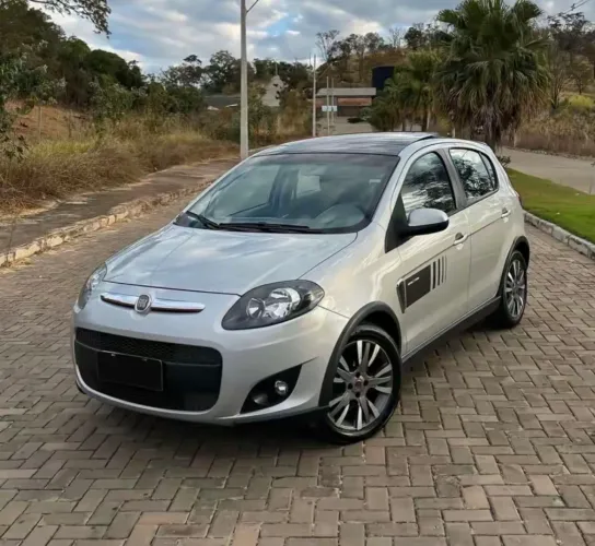 Fiat Palio Sporting 1.6 Flex 16V 5P 2014
