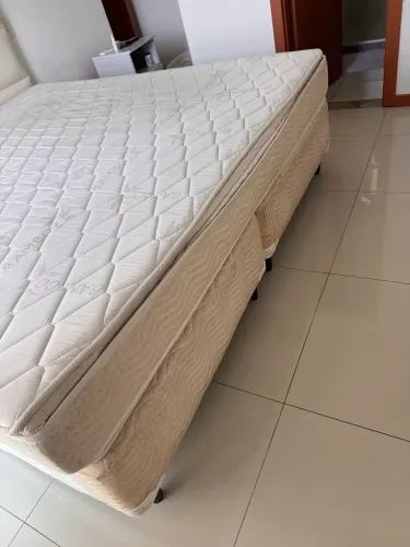 Cama box king (box e colchão)