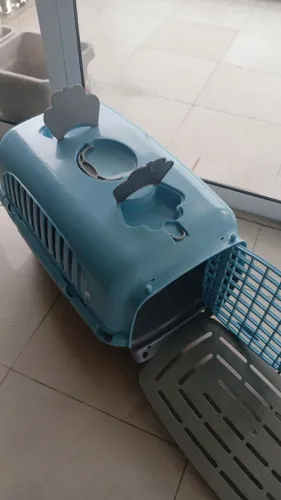 Caixa para transporte grande e confortável