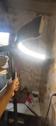 Ring light meia lua com 6 opções de cores e intensidade