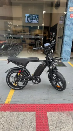 Bike elétrica NOVA V8 PRO - SOM EMBUTIDO E NOVO PAINEL 