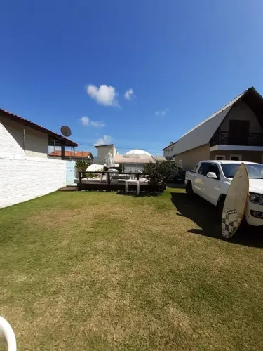 Casa com piscina praia ingleses