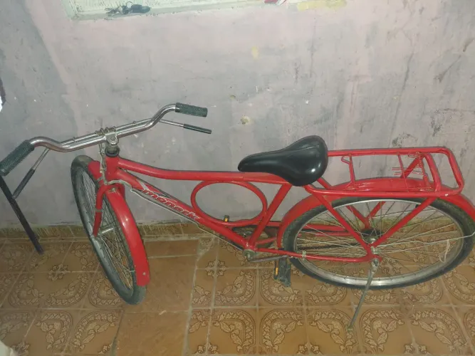Vendo ou troca iPhone ou TV ou aparelho somuma bicicleta 
