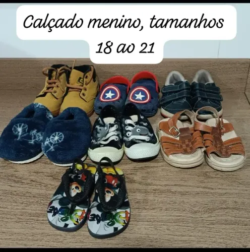 Lotinho de calçados menino