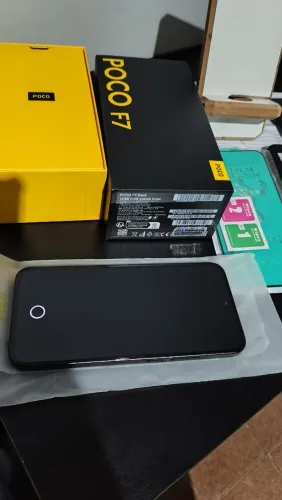 Xiaomi Poco F7