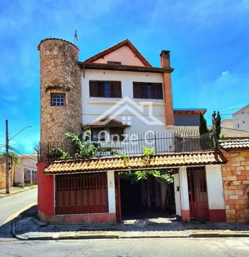 Casa Comercial para Locação em Guarulhos-SP, Jardim Barbosa: 3 Quartos, 1 Suíte, 2 Salas,