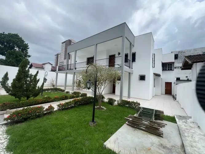 LE VILAGE BLANC. AV. CONSTANTINO NERY, 4 QTOS, S/ 2 SUÍTES, PISCINA CHURRASQUEIRA