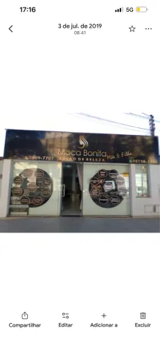 Vaga de manicure e cabeleireira 