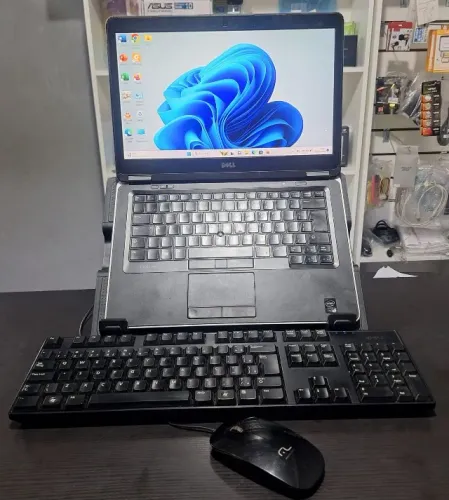 Notebook DELL, Intel core i7, 256GB SSD, 16Gb ram, bateria boa, top demais modelo 
