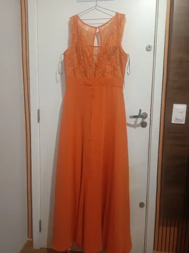 Vestidos de festas vários tamanhos 