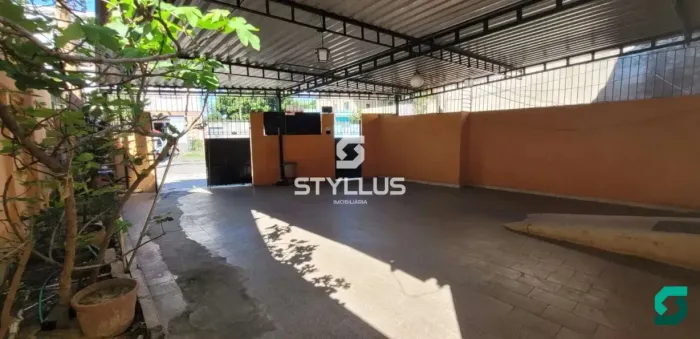 Vaz Lobo | Casa 3 quartos, sendo 1 suite
