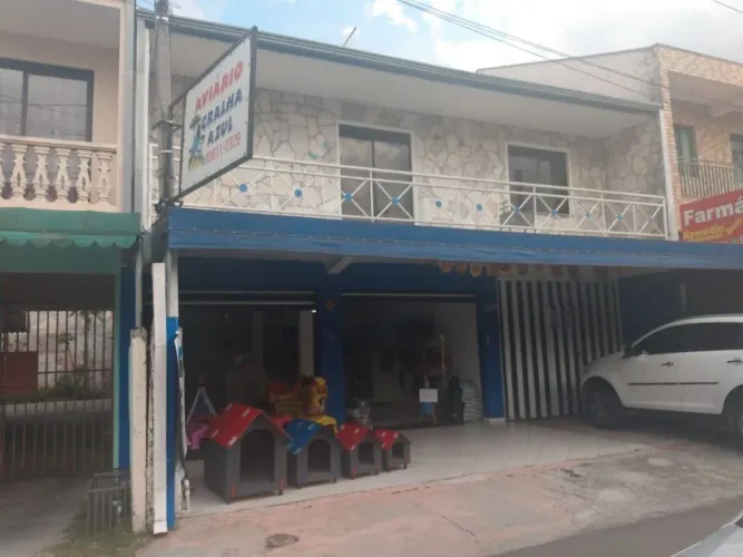 Vendo sobrado comercial e residencial na rua Ourizona sítio cercado