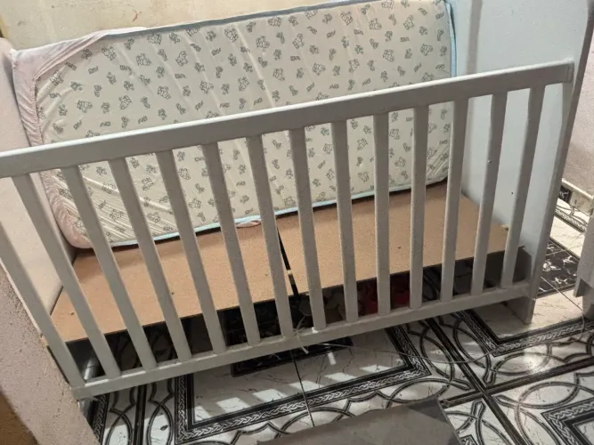 Berço bem novinho pronta entrega.