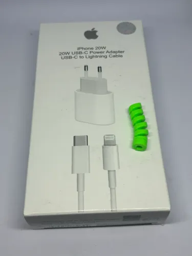 Carregador 20w compatível com iPhone + protetor de cabo