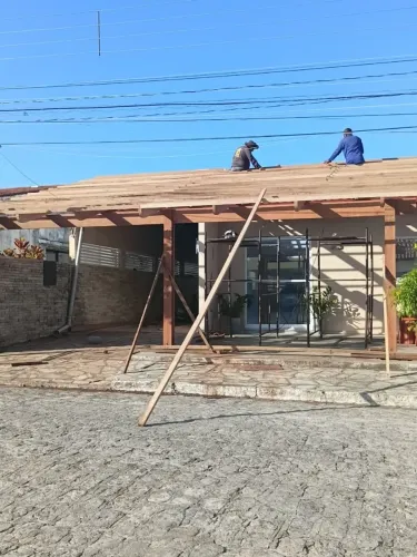 PL construção de telhados consertos e reparo