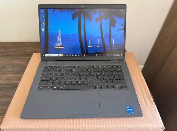 Notebook Dell i5 13ªIris 16Gb Ram(DDR5) FullHD IPS SSD 256Gb NVme Wifi6 Leitor Digital