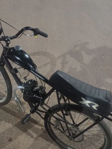 Vendo motorizada só pegar e andar top