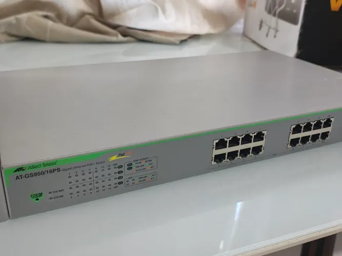 Switch Gigabit PoE+ 16 Portas Allied Telesis AT-GS950/16PS + 2 SFP