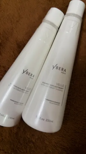 *Shampoo Vello Alfa-Lactobaby da marca Ybera Paris.*