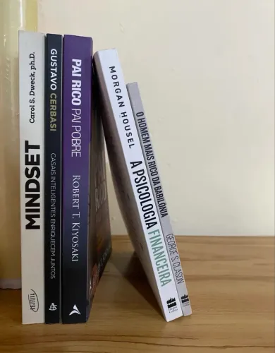 Coleção de livros educação financeira e saúde