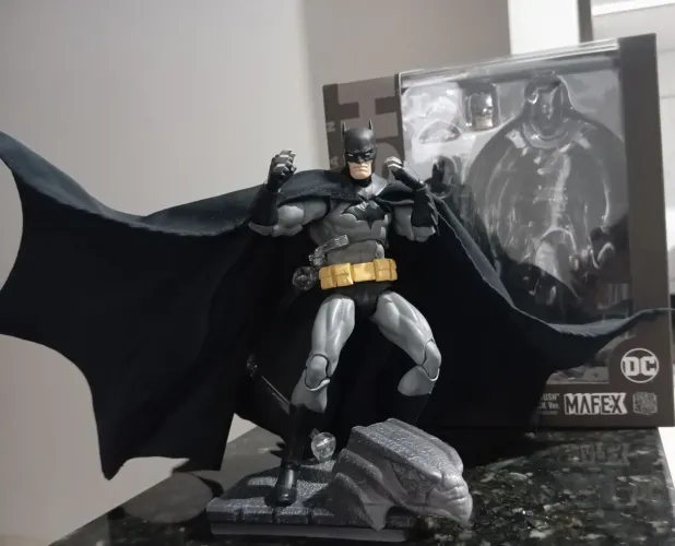 Batman hush Black mafex
