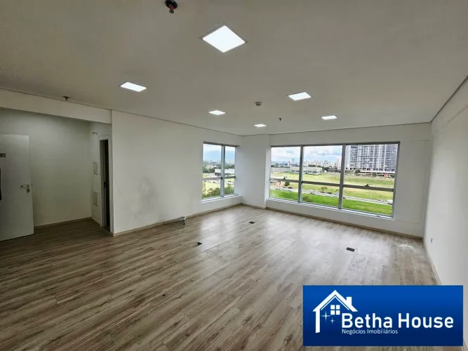 Sala Comercial com 46 m² Para Locação Em Alphaville
