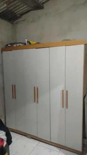 Guarda roupa pra vender rápido