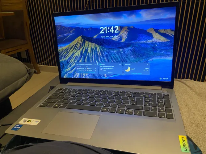 Notebook Lenovo Intel core i5 8GB RAM SSD 512GB Windows 11