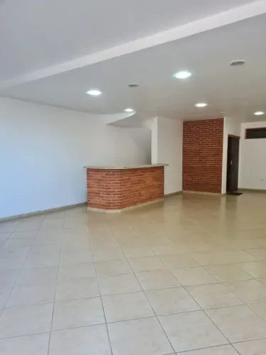 Imóvel para venda tem 365 metros quadrados com 3 quartos em Horto Florestal - São Paulo -