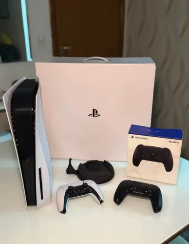 Console PlayStation 5 Com Leitor de Disco 856GB