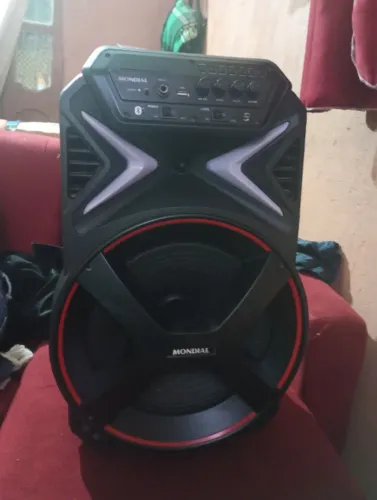 Vendo cx de som mundial  em perfeito estado 