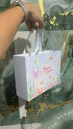 Sacolas personalizadas para aniversário tema fundo do mar 