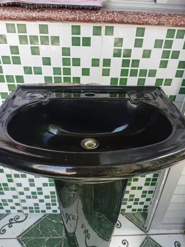 Vendo uma pia completa