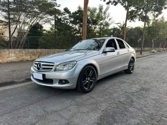 Mercedes-Benz C-180 CGI Classic 1.8 16V 156cv Aut. 2011