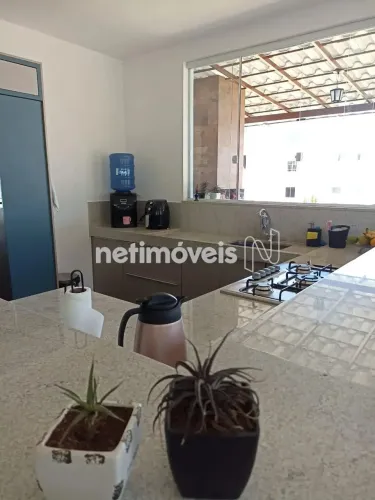 CASA EM CONDOMÍNIO, oportunidade para quem busca segurança, conforto e qualidade de vida.