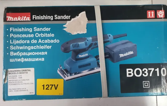 Lixadeira orbital 127V Makita 