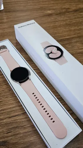Galaxy Watch 4 - 40mm - Rosê