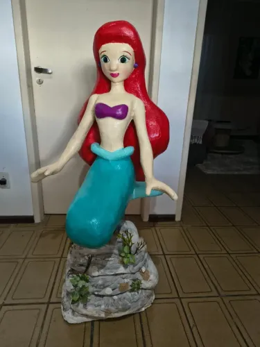 Sereia Ariel 110 cm - Um Toque de Magia para sua Festa