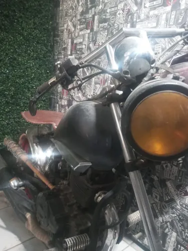 Moto Retrô Decorativa Vintage - Ideal para Barbearia, Hamburgueria, Café e Pub