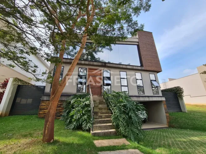 Casa à venda no condomínio Alphaville
