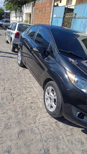 Ford Fiesta Sedan 1.6 16V Flex Aut. 2015
