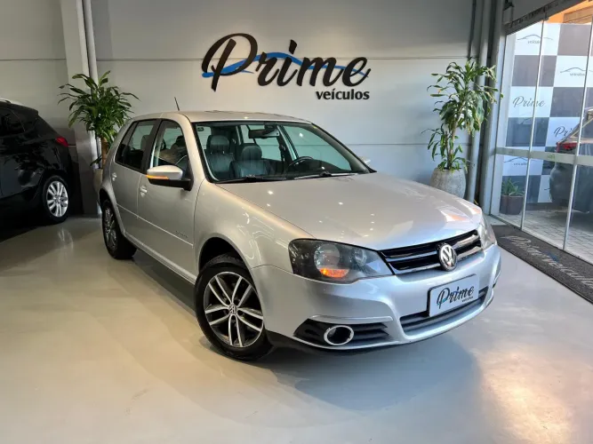 Volkswagen Golf Sportline 2.0 MI Total F. 8V Tip. 2014