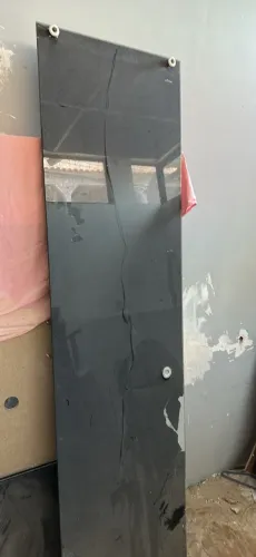 Porta de vidro e fechamento de pia