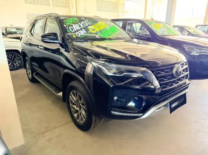 Toyota Hilux SW4 SRX 4X4 2.8 TDI 16V Dies. Aut. 2021