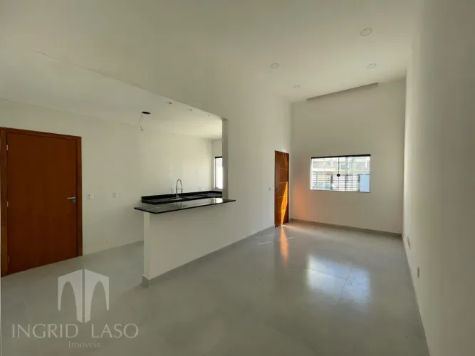 Casa Nova no Jardim Guanabara | 3 Quartos e Quintal