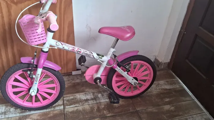 VENDO BICICLETA