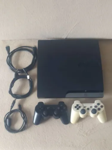 Ps3 Slim HEN 4.93 ATUALIZADO + 2 controles.